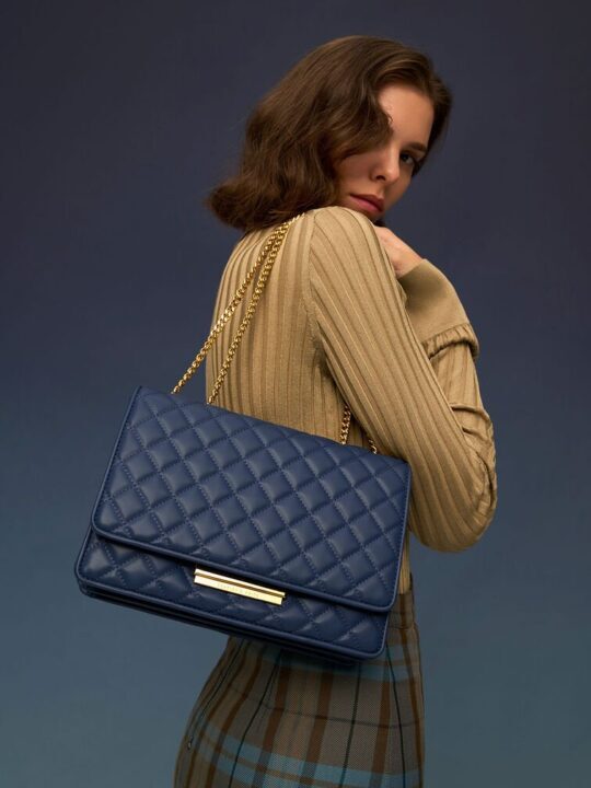 Túi xách Charles & Keith
