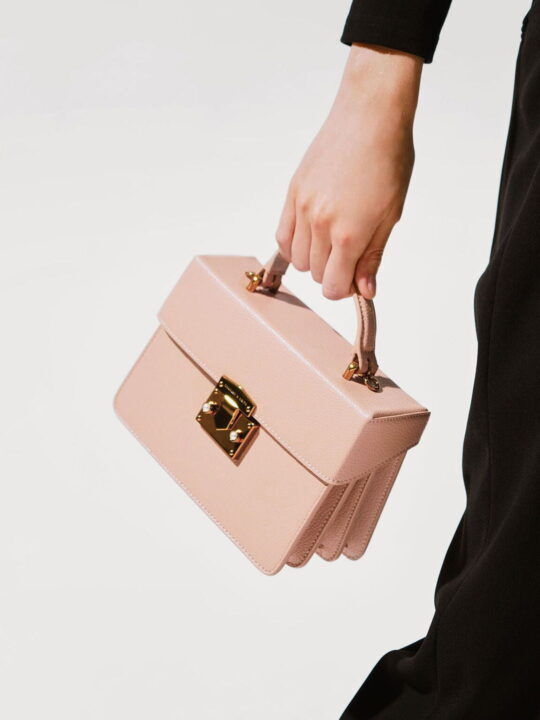 Túi xách Charles & Keith