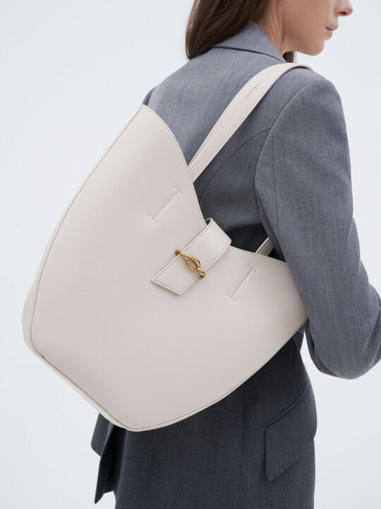 Túi xách Charles & Keith