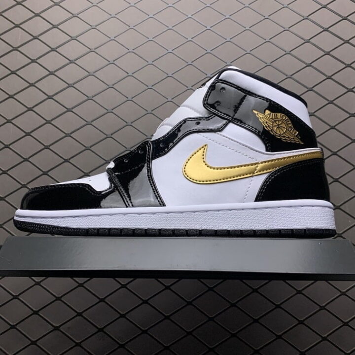 Top 15 mẫu giày Nike đẹp nhất 2023
