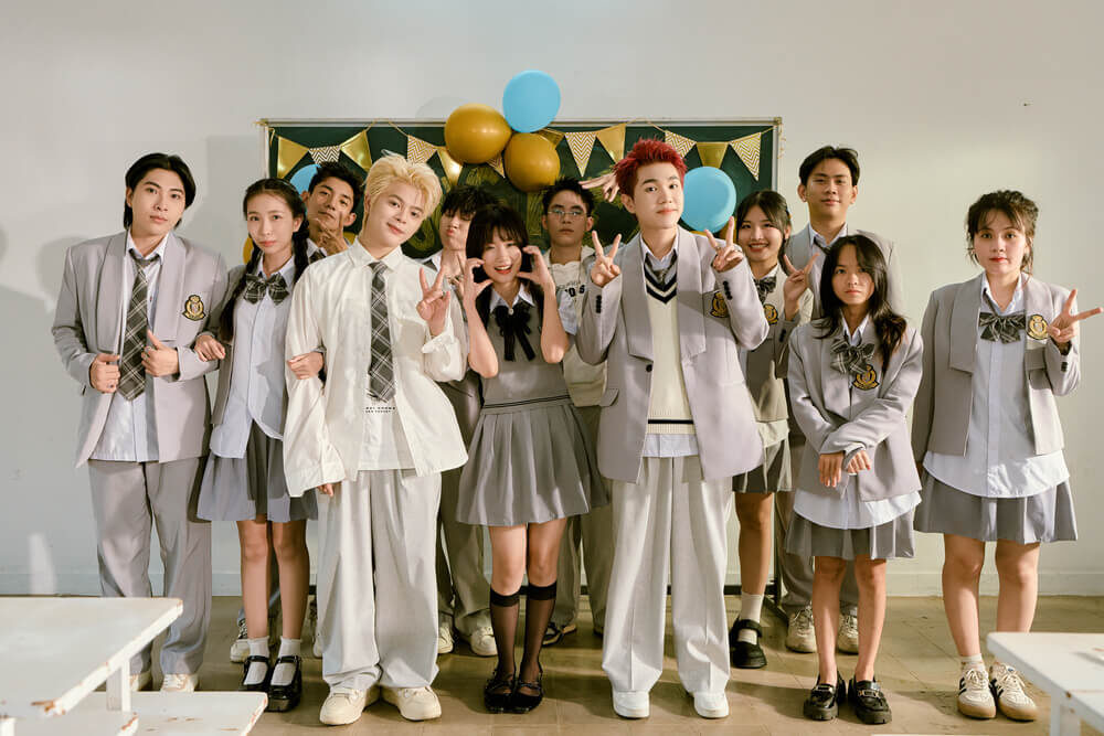 MV debut "Ừ Thì Chia Tay" - Captain Boy