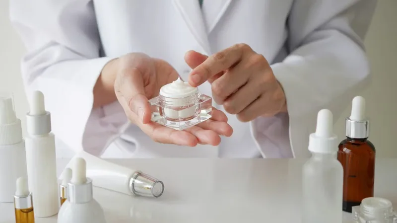 5 Bí Quyết Skincare Giúp Bạn Tự Tin Mặt Mộc Rạng Rỡ